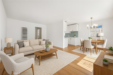 Living Room (virtually staged)