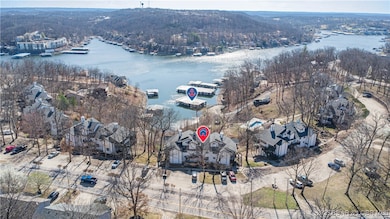 1522 Cherokee Rd unit 2B, Village of Four Seasons, MO 65049 - photo 3