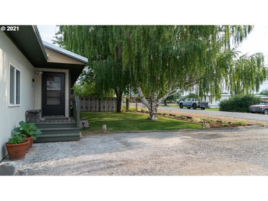 1031 S Bridge St, Prairie City, OR 97869 - photo 6