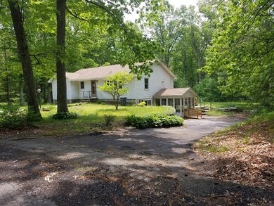 1015 Hillside Dr, Palmer, MA 01069 - photo 2