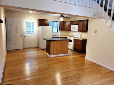 311 Surrey Dr, Hawley, PA 18428 - photo 3