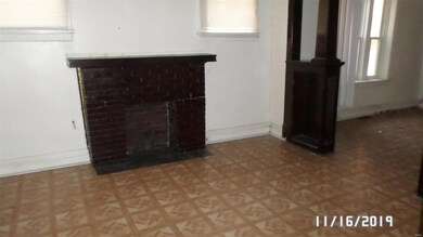 4460 Penrose St, Saint Louis, MO 63115 - photo 2