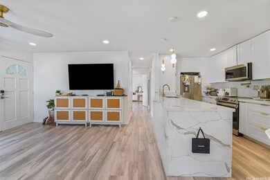 94-828 Lumiauau St unit M204, Waipahu, HI 96797 - photo 6