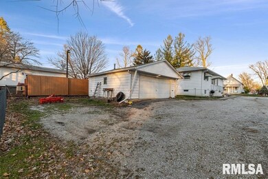 2601 4th St, Moline, IL 61265 - photo 2
