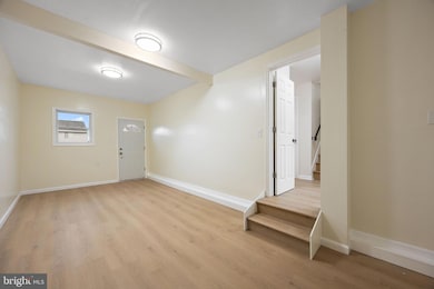 738 W Birchtree Ln, Claymont, DE 19703 - photo 6