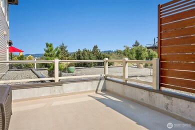 61 Pine St unit 217, Edmonds, WA 98020 - photo 4