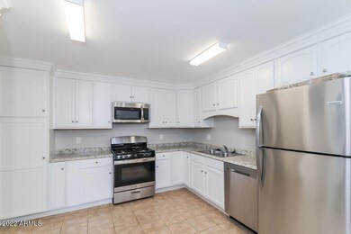 2038 N 54th Ln, Phoenix, AZ 85035 - photo 6