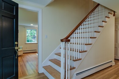 15 Tanglewood Rd, Wellesley Hills, MA 02481 - photo 4