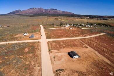 321 Bobbie Ln unit 50, La Sal, UT 84530 - photo 2