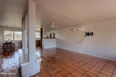 GREAT ROOM, OPEN TO KITCHEN