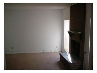 1505 Vanderbilt Dr, El Paso, TX 79935 - photo 5