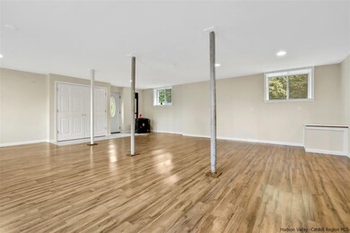 46 Evy Ln unit 1-2, Milton, NY 12547 - photo 5