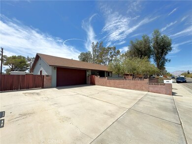 543 Weiman Ave, Ridgecrest, CA 93555 - photo 2