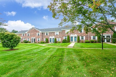 2005 Windsor Dr unit 2005, Framingham, MA 01701 - photo 2