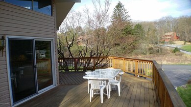 108 Fairway Bay Rd, Hawley, PA 18428 - photo 5