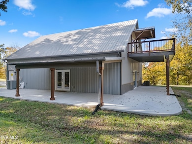 1370 Iron Bridge Rd, Mosheim, TN 37818 - photo 7