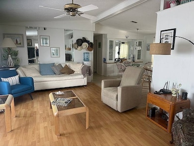 6715 NW 28th St unit 811, Margate, FL 33063 - photo 5