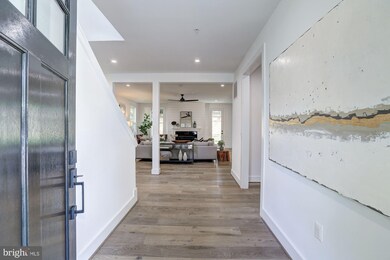 601 Ritchie Ave, Silver Spring, MD 20910 - photo 2