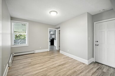 1370 Worcester St unit 3L, Springfield, MA 01151 - photo 6