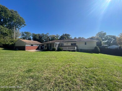 11 Newcomb Dr, Albany, NY 12211 - photo 6