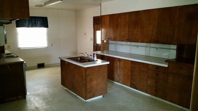 Plenty of cabinets