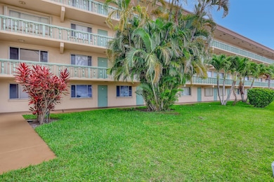 300 Village Green Cir S unit 1200, Palm Springs, FL 33461 - photo 5