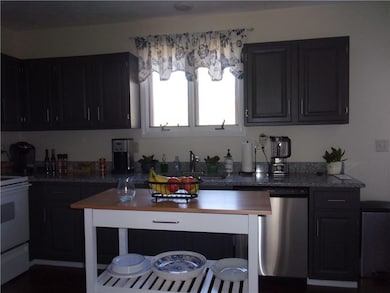 100 Ridge Rd unit 3, Smithfield, RI 02917 - photo 5