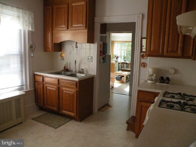 344 E Jackson St, New Holland, PA 17557 - photo 7