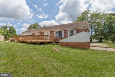 10724 Marlborough Rd, Fairfax, VA 22032 - photo 2