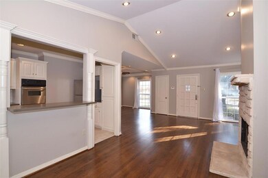 6293 Malcolm Dr, Dallas, TX 75214 - photo 3