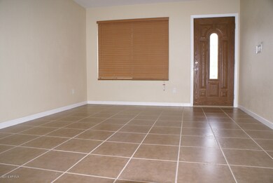 3209 W Angela Dr, Phoenix, AZ 85053 - photo 7