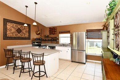 620 Ridgewood Kitchen 2
