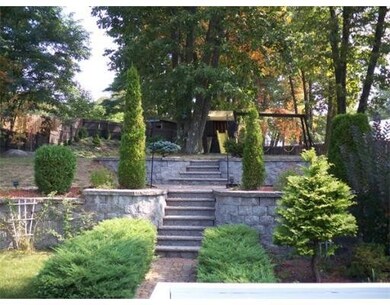 197 Acropolis Rd, Lowell, MA 01854 - photo 4