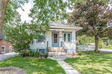 1417 Hill Ave, Wheaton, IL 60187 - photo 2