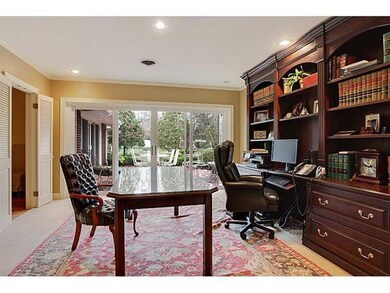 Studio/Study/Office.
