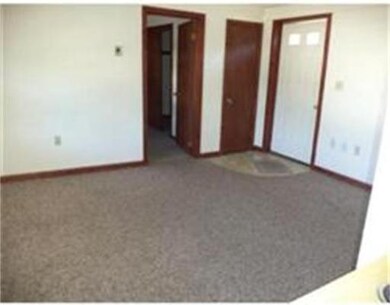 89 Sutton St unit C, Northbridge, MA 01534 - photo 3