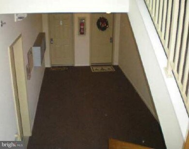 21 Tintern Ct unit 102, Lutherville Timonium, MD 21093 - photo 6