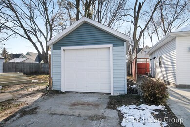 detached garage
