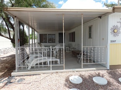 2307 N Shannon