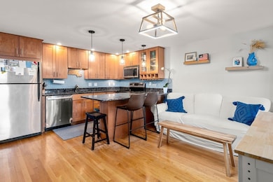 25 Monument Square unit 1, Charlestown, MA 02129 - photo 7