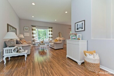 007 living room - IMG_7988