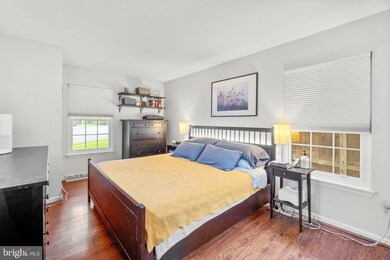 908 Black Spruce Ln, Sykesville, MD 21784 - photo 5