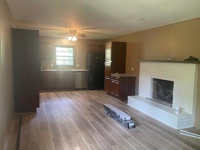 10235 W 70th St, Shawnee, KS 66203 - photo 4