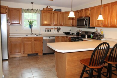 216 Daniel Webster Hwy, Boscawen, NH 03303 - photo 7