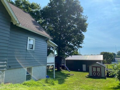 318 N Adams St, Loudonville, OH 44842 - photo 2