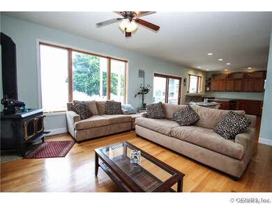 14409 Lakeshore Rd, Kent, NY 14477 - photo 7