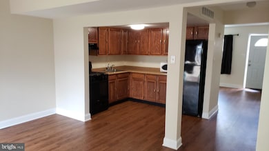 7 Nathan Hale Ct, Newark, DE 19711 - photo 2