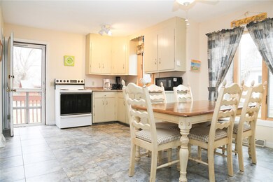 100 Hoxsie Ave, Charlestown, RI 02813 - photo 4