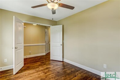 Bonus room/office