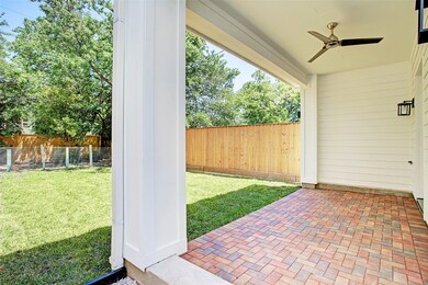 110 E 26th St unit C, Houston, TX 77008 - photo 2